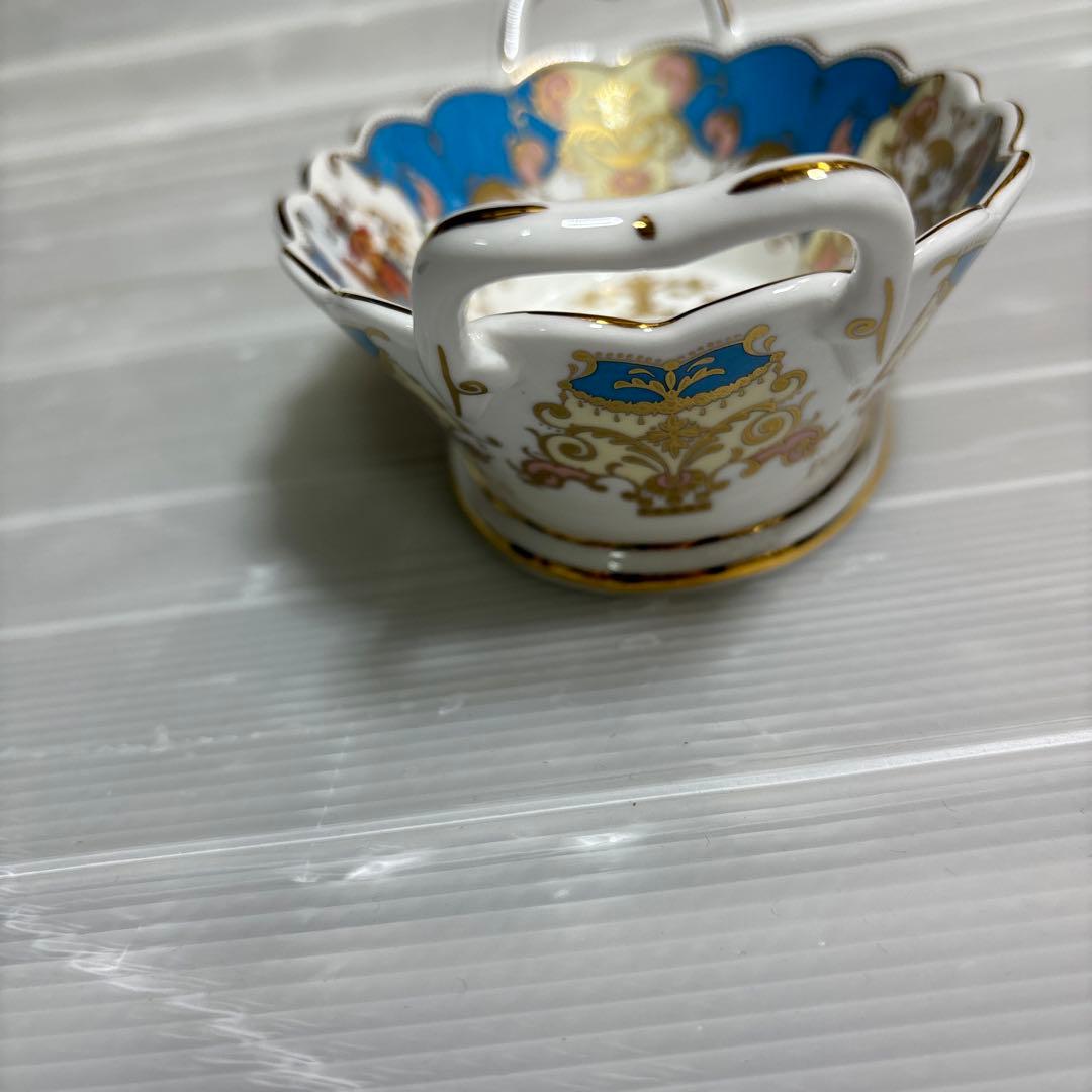 ロイヤルコレクション　ゴールデンジュビリー　持ち手付きバスケット