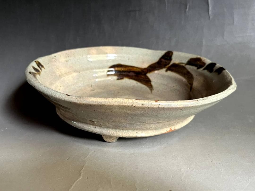 鉢■絵唐津 花唐草紋 菓子器 三つ足平鉢 深皿 古美術 時代物 骨董品■