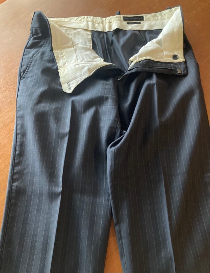 けこ【Alexander McQueen】 夏物ダークストライプ スーツ