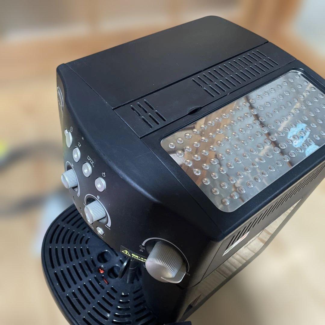 De'Longhi MAGNIFICA エスプレッソマシンESAM1000SJ