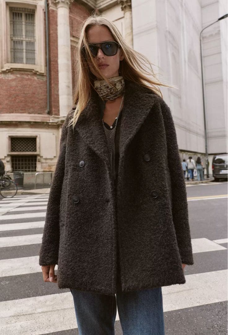 【完売品】ZARA ブークレダブルブレストミディ丈コート Sサイズ　新品タグつき