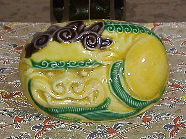 京焼・清水焼　三浦竹泉（初代）作　大獅子　交趾香合　箱合　無傷　保証。