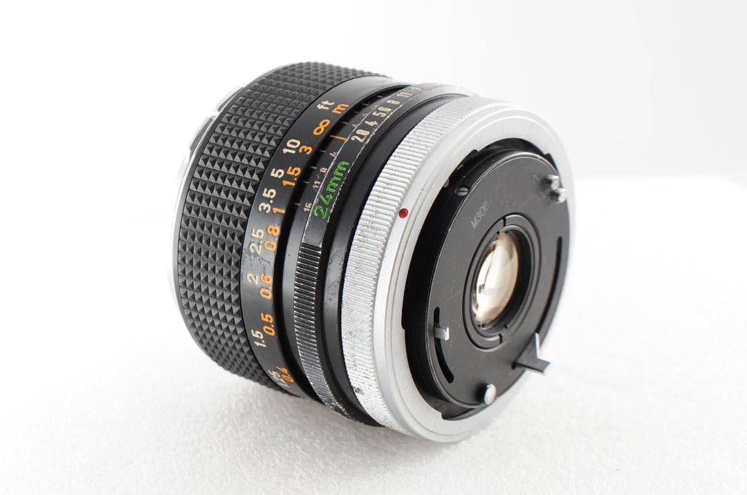 Canon FD 24mm f2.8 Oマーク　人気の単焦点レンズの完動品です