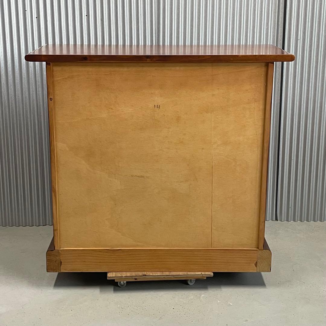 北欧カントリー＊花柄タイル 木製キャビネット　バレンシア風