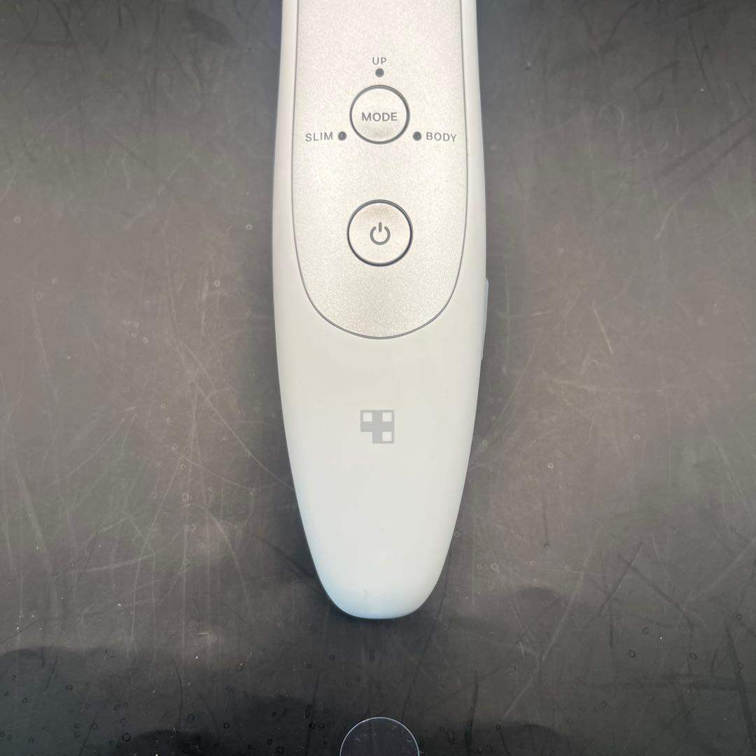 メディキューブ MEDICUBE AGE-R EMSダーマショット 美顔器