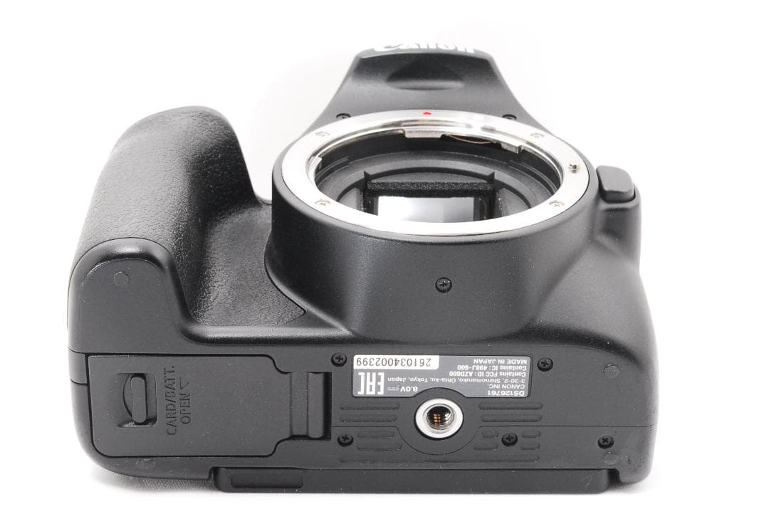 Canon EOS kiss x10 最新機種で高性能高画質！初心者でも簡単操作