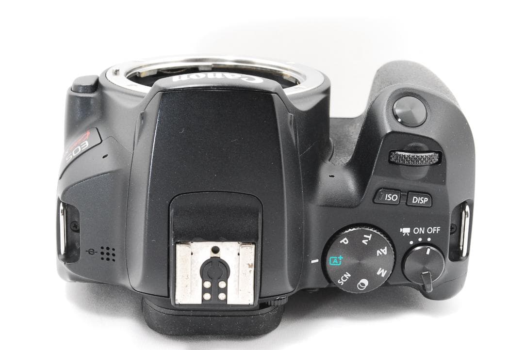 Canon EOS kiss x10 最新機種で高性能高画質！初心者でも簡単操作