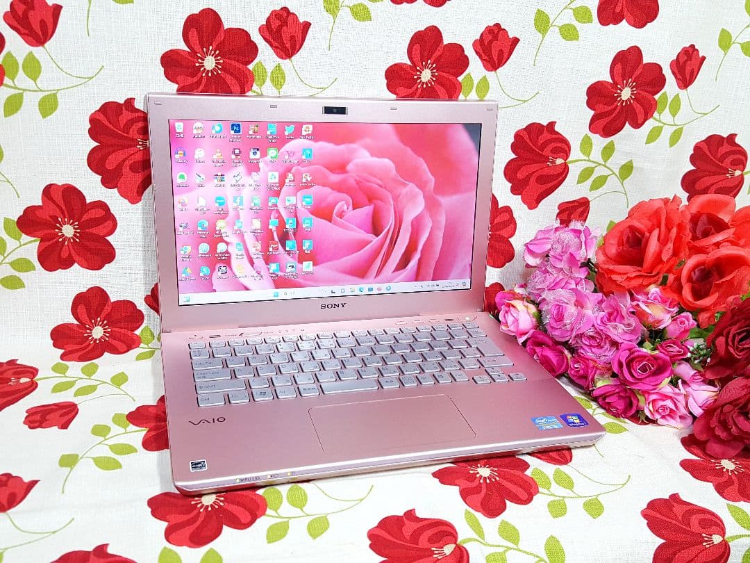 可愛い♪ピンク色★Win11★メモリ8G★カメラ★小型バイオ★SSD256G