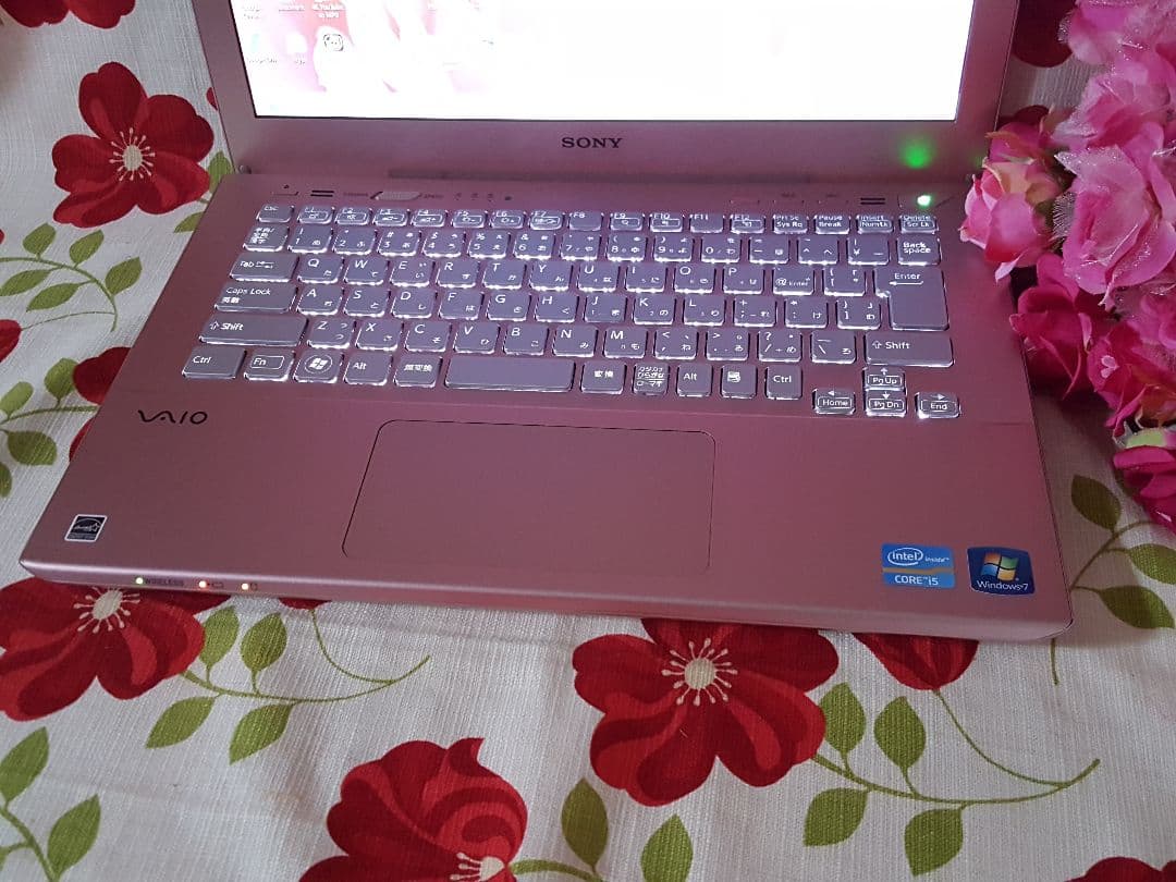 可愛い♪ピンク色★Win11★メモリ8G★カメラ★小型バイオ★SSD256G