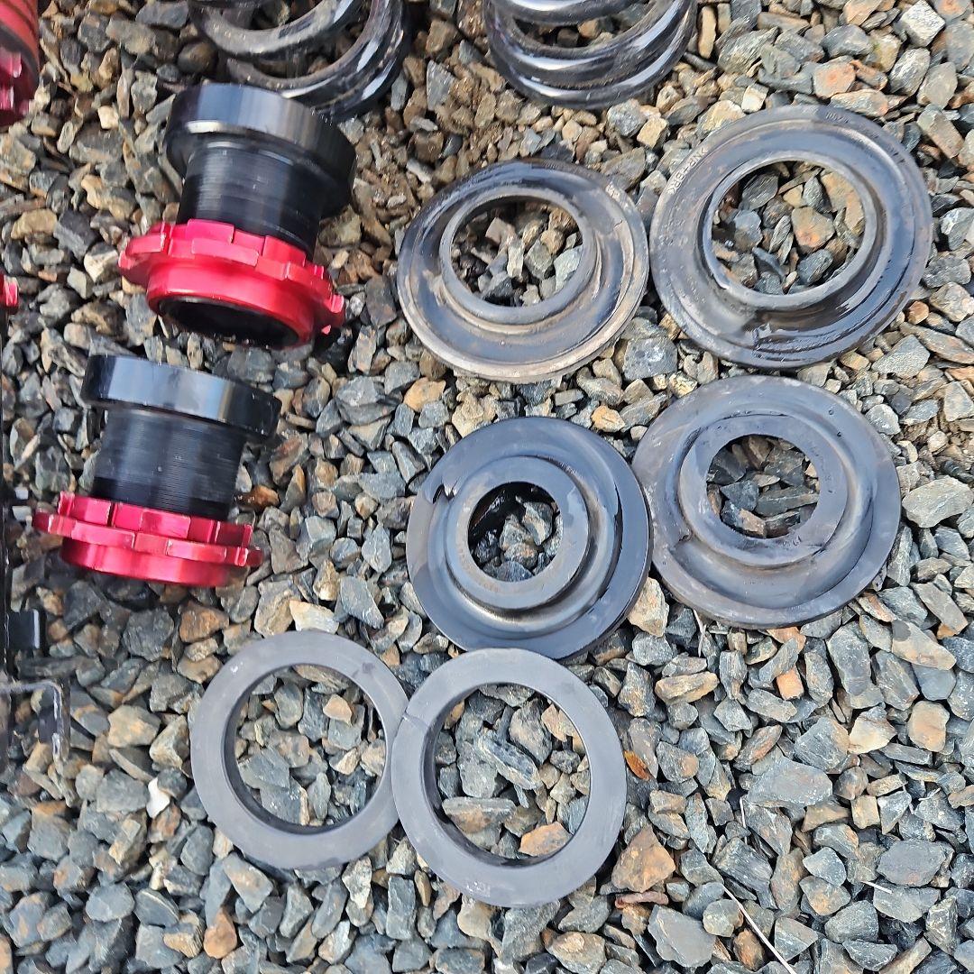 カローラスポーツ　ラルグス　スペックD　車高調