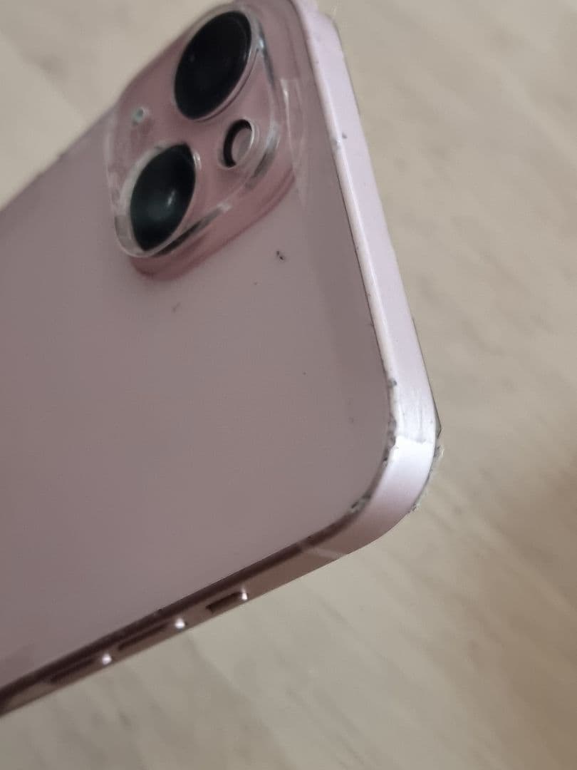 iPhone15plus　ピンク　フェイスid不可背面われあり