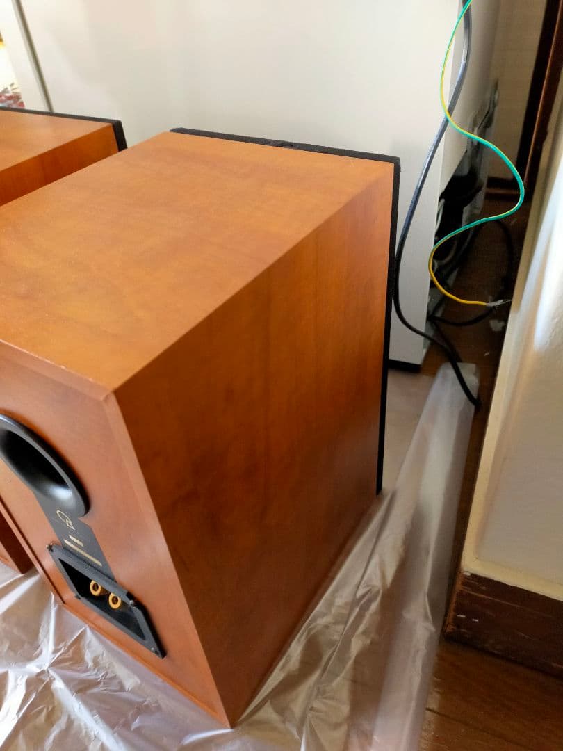 QLN 601 スウェーデン製 スピーカー