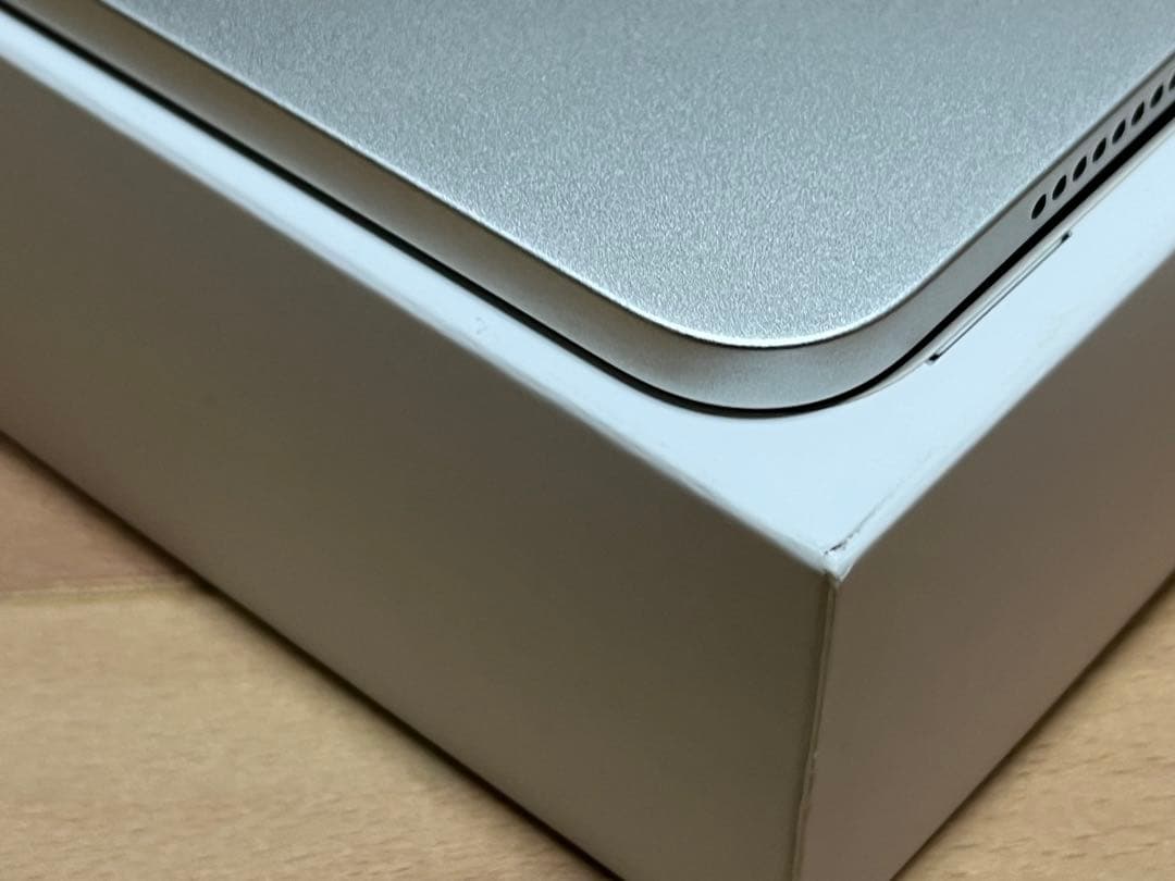 Apple iPad Air 10.9インチ 第5世代 Wi-Fi 64GB