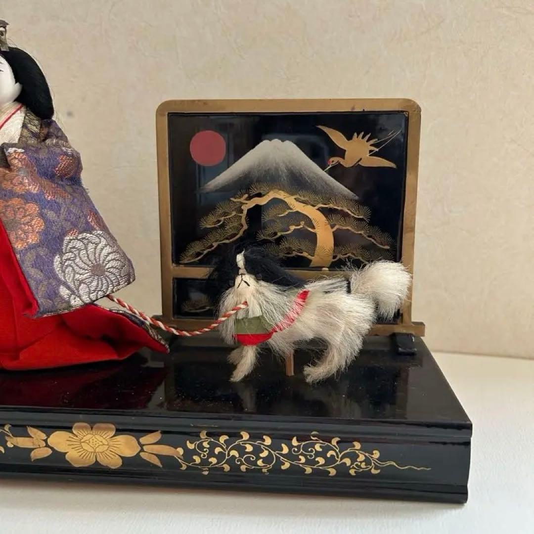 雛人形　狆引き官女　犬引き官女　狆を連れた官女　明治　大正　市松人形