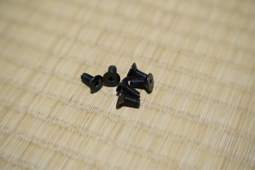 【正規品】MOMO mod.08 ステアリングホイール