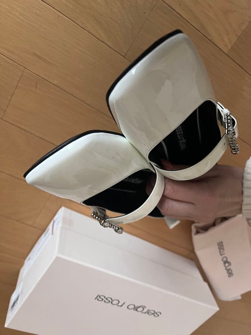 超美品⭐︎セルジオロッシ　メリージェン