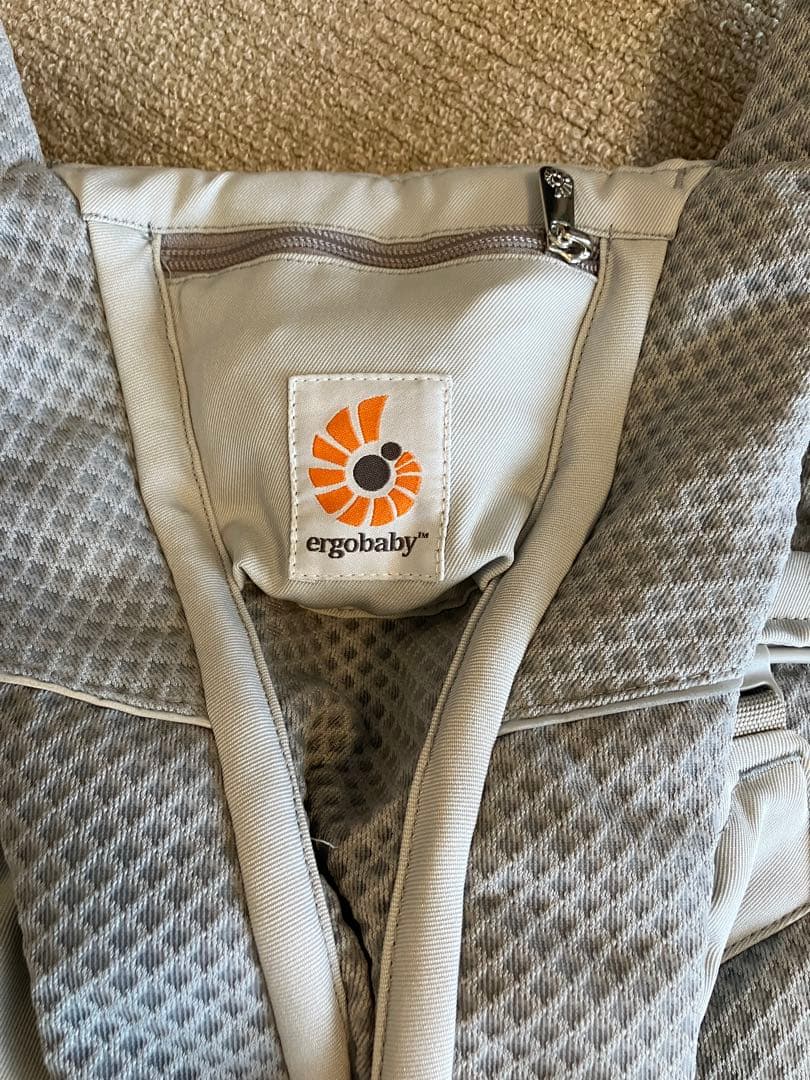 ERGObaby OMNIbreeze エルゴベビー　オムニブリーズ