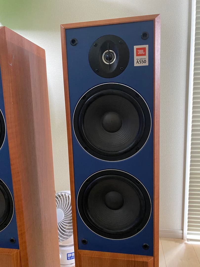 JBL A550 フロアスタンディングスピーカー