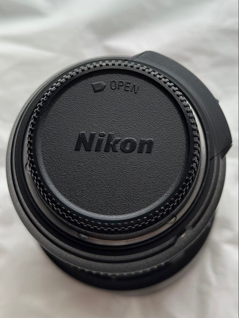 ニコン Nikon AF-S NIKKOR 18-200mm F3.5-5.6G