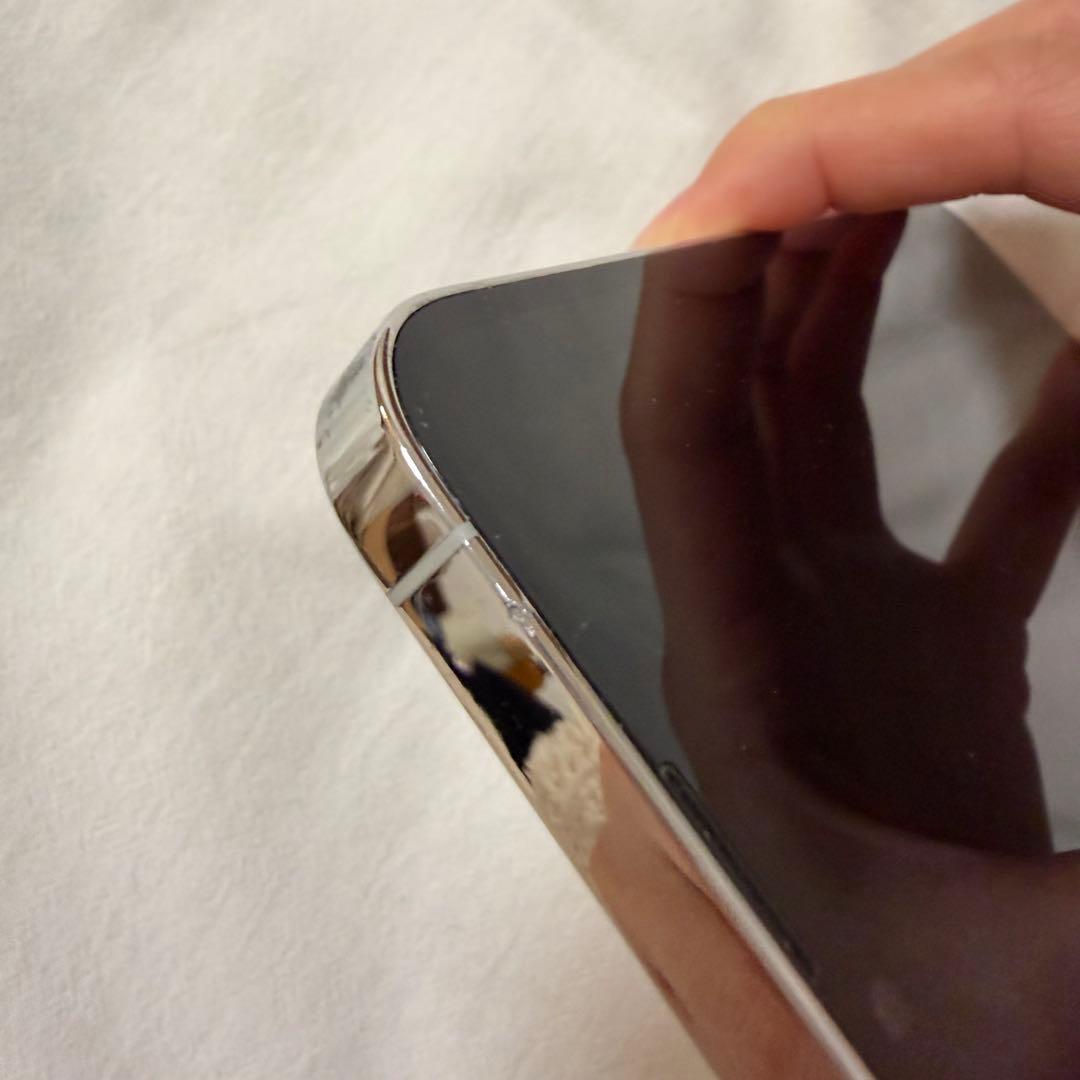 iPhone13pro シルバー　128GB SIMフリー