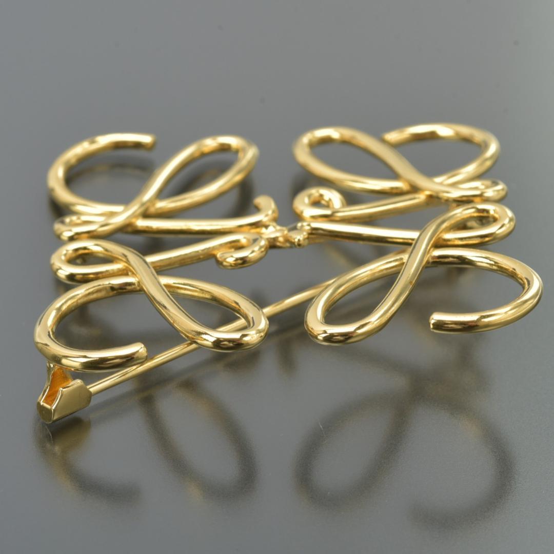 美品 ロエベ LOEWE アナグラム ブローチ ゴールド 箱/ショッパー/袋付き