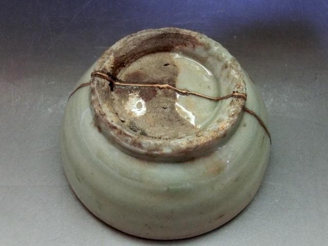 酒盃■古青磁金継ぎ直し杯(江戸期)酒器 猪口 ぐい呑み 桐箱入 時代物 骨董品■
