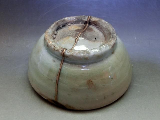 酒盃■古青磁金継ぎ直し杯(江戸期)酒器 猪口 ぐい呑み 桐箱入 時代物 骨董品■