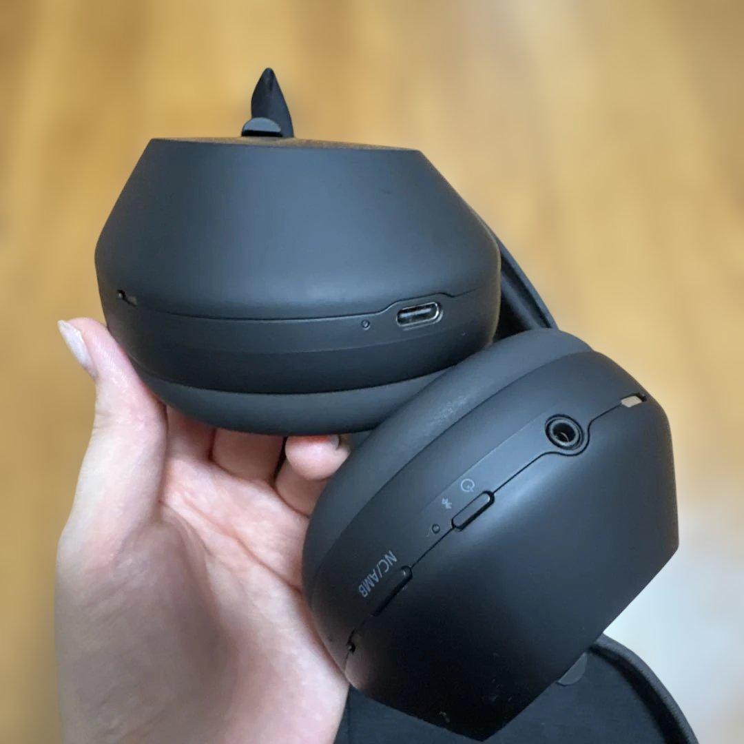 SONY ワイヤレスヘッドホン　WH-1000XM5