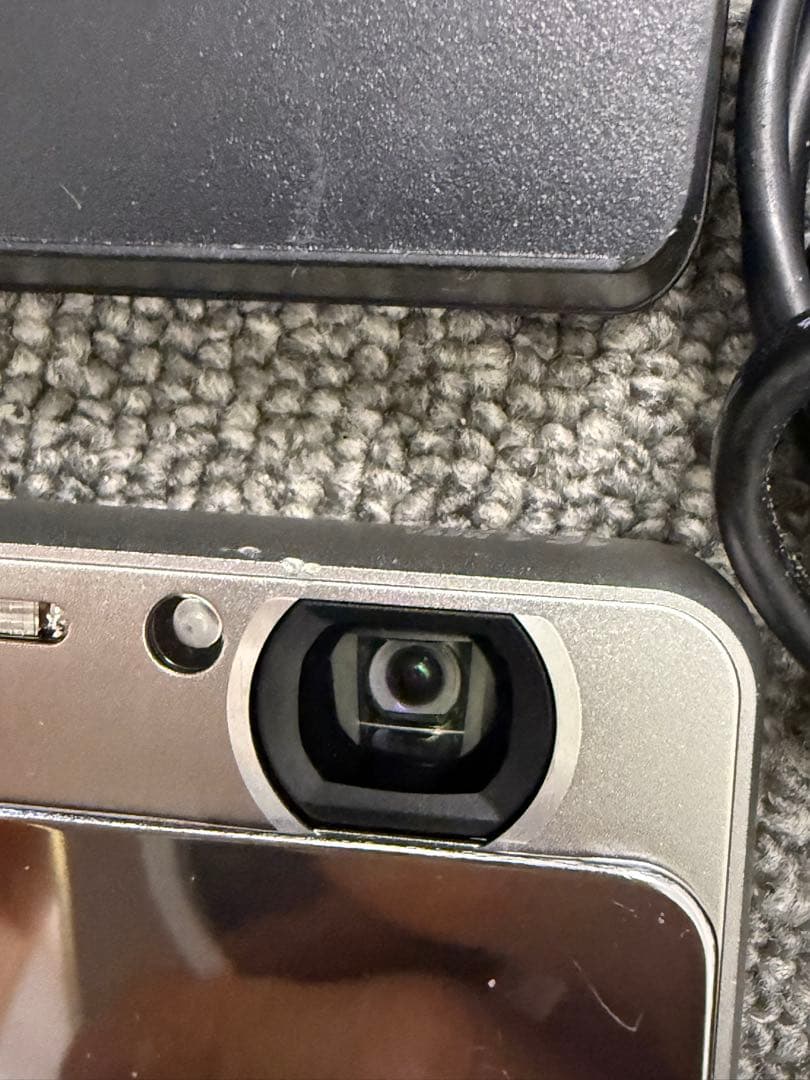 SONY ソニー Cyber−Shot DSC-T110 シルバー デジカメ