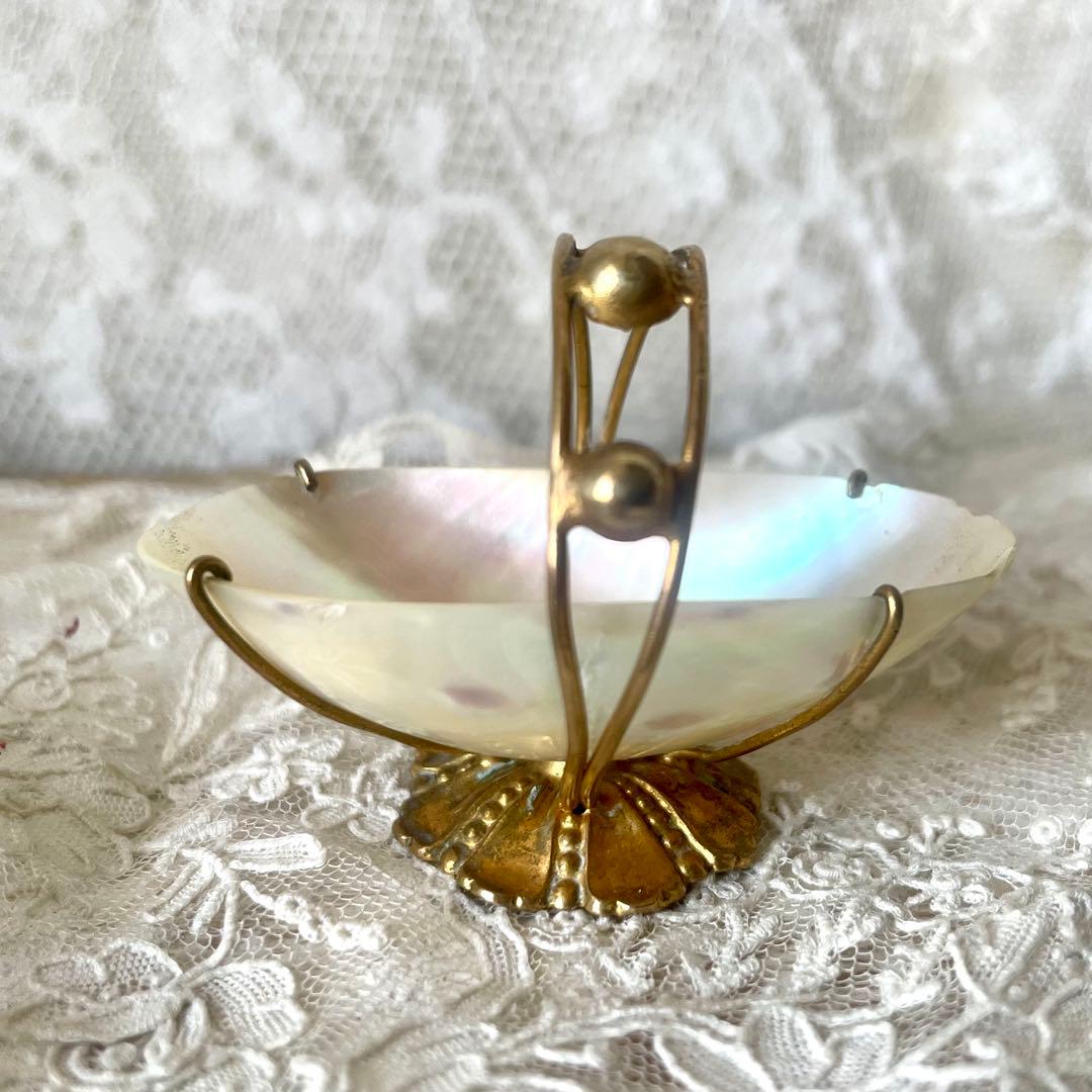 マザーオブパールのバギエ　ドールパニエにも　フランスアンティーク　白蝶貝　かご