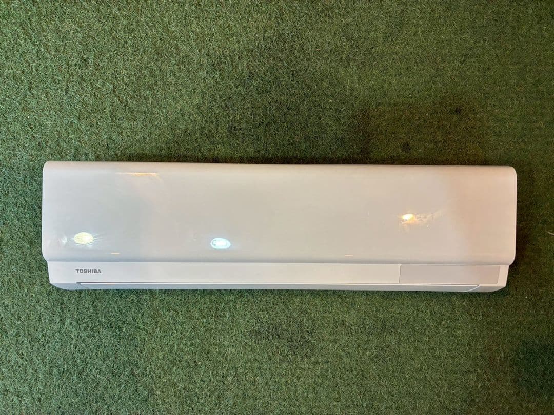 2065 東芝【RAS-K221M (W)】2024年製 6畳 エアコン 中古