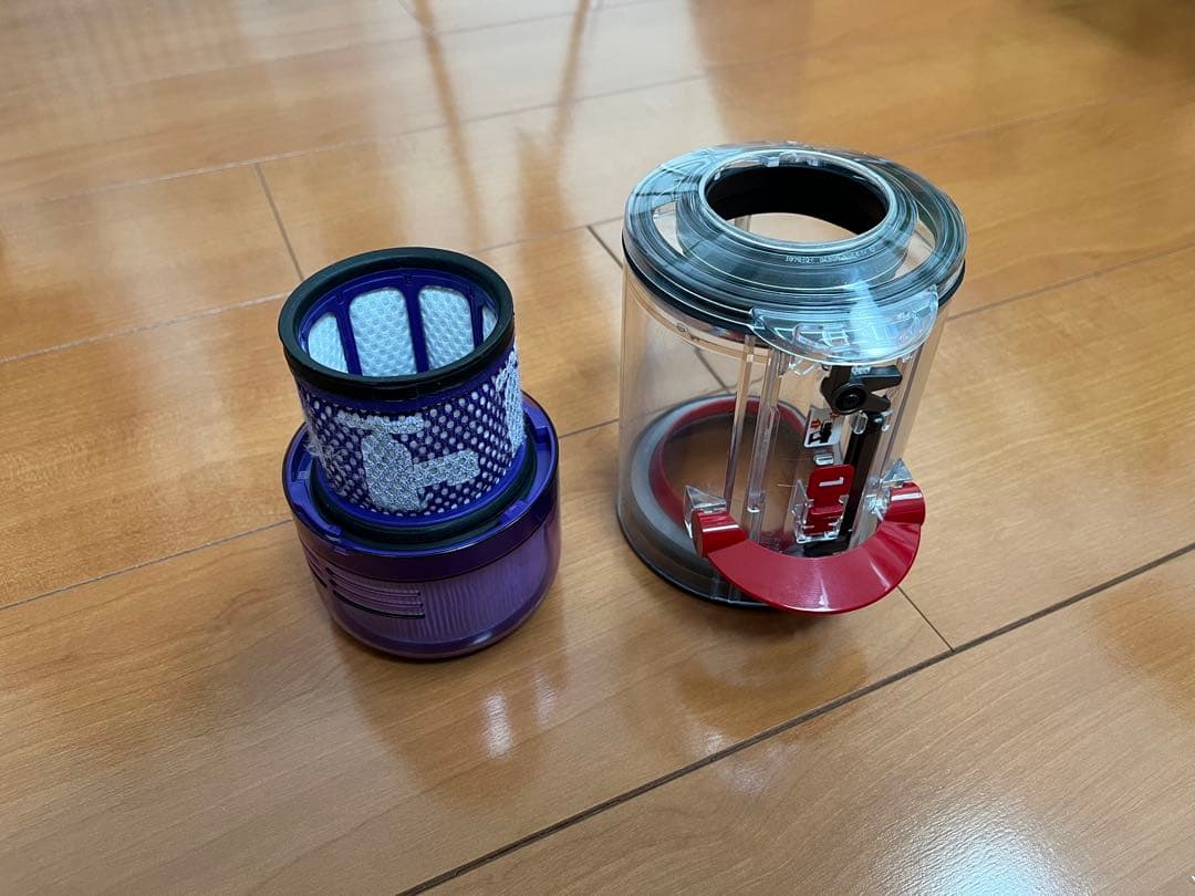 ダイソン　デジタルスリム　ハンディータイプ　SV18 完全分解・洗浄清掃済み