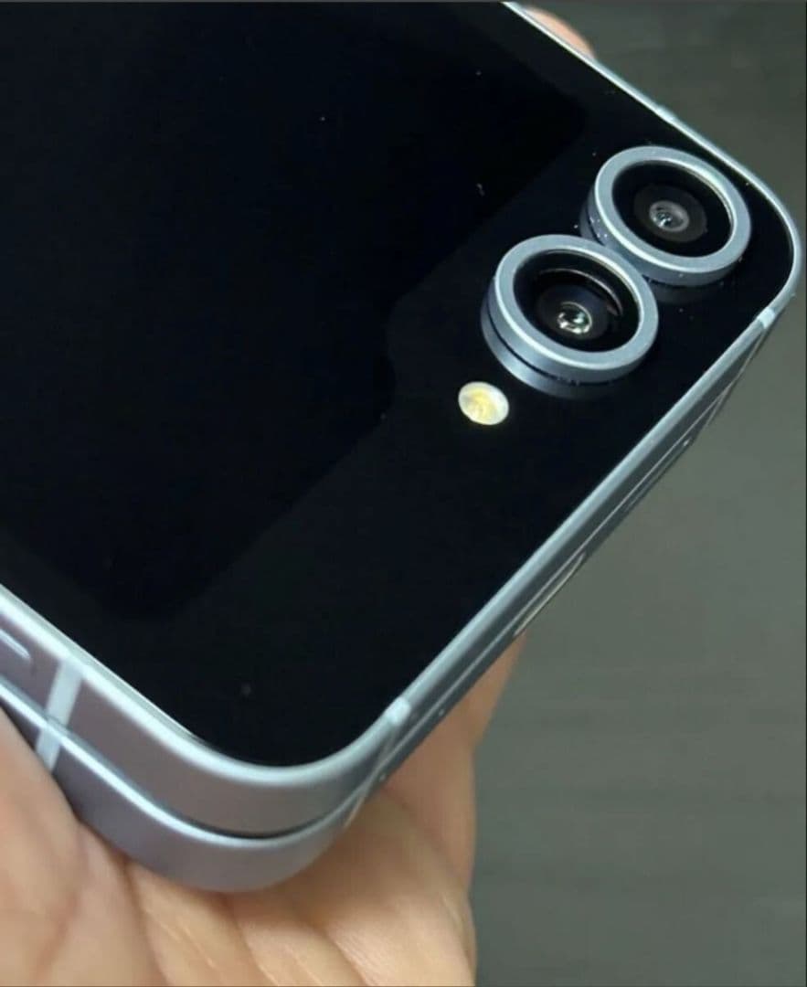 Samsung Galaxy Z Flip6 本体