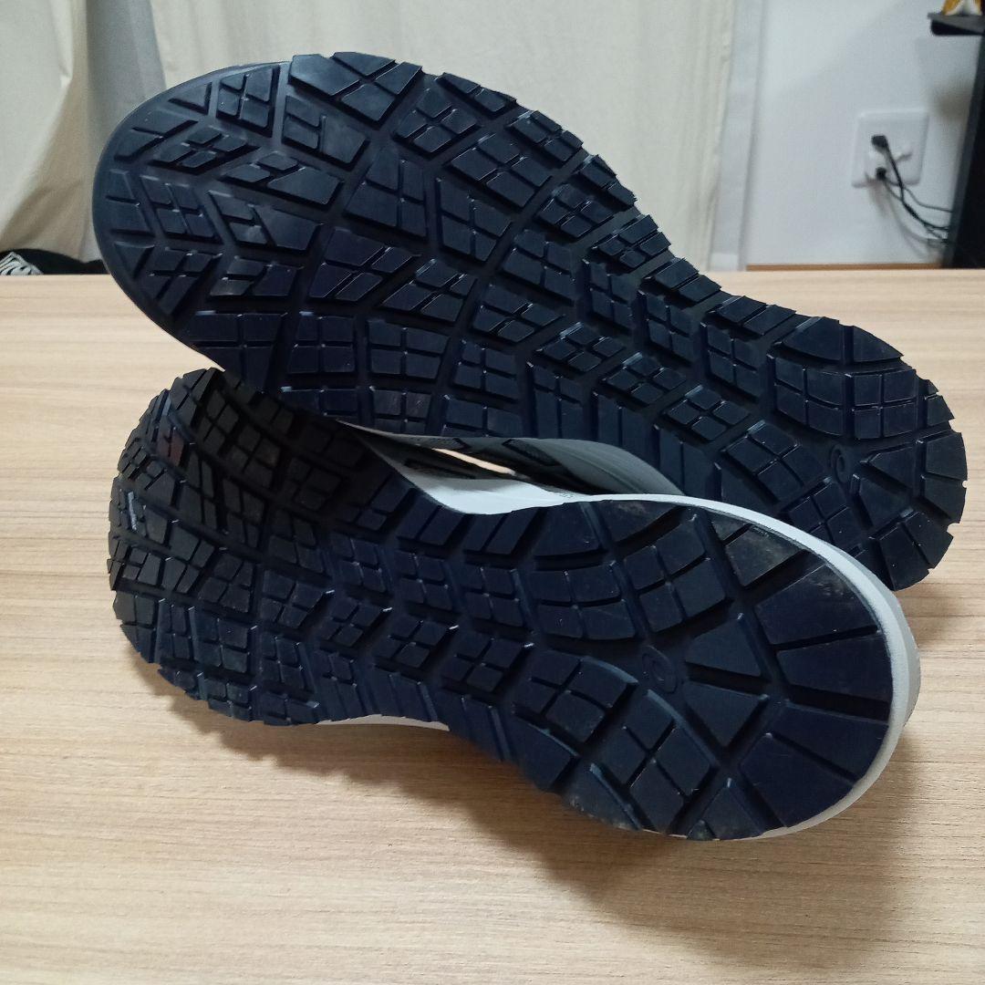 【新品.未使用】アシックス　WINGJOB CP213安全靴