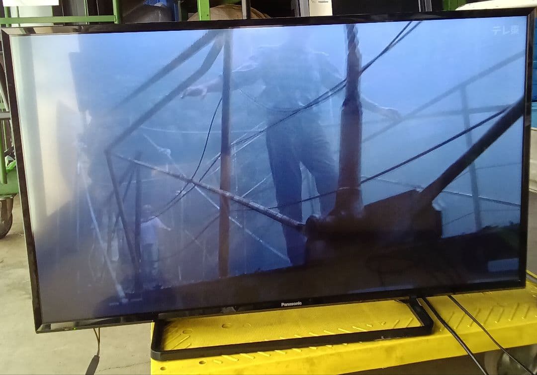 43インチ液晶テレビ Panasonic TH-43F300HT2020年製 ⑥