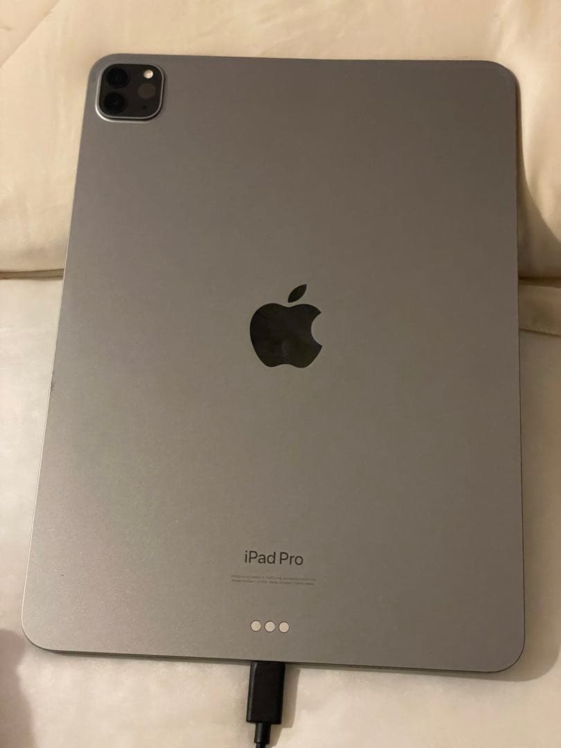 iPad Pro 11 シルバー 本体 第4世代　128GB