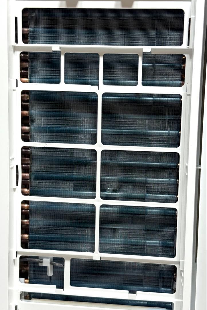 2025年製 美品♪リモコン有り　ウインドウ　窓用エアコン　冷房