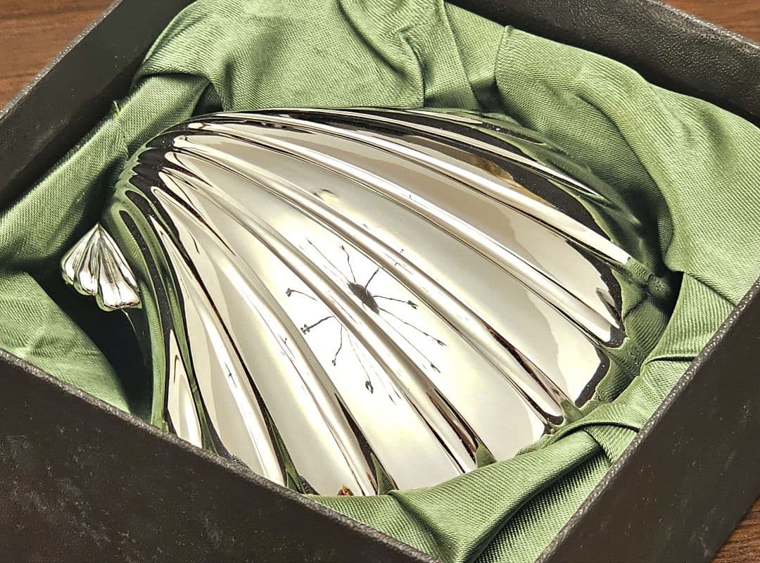 金属製 シェル型　貝殻　オルゴール　銀色