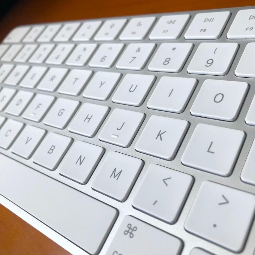 使用僅少｜Touch ID｜Magic Keyboard｜US｜アップル｜純正