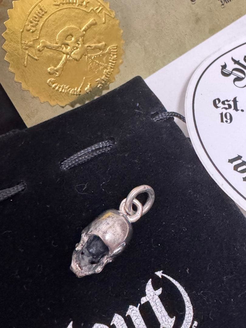 65000円購入　新品未使用付属品完備　スタウトレザー　限定スカルペンダント