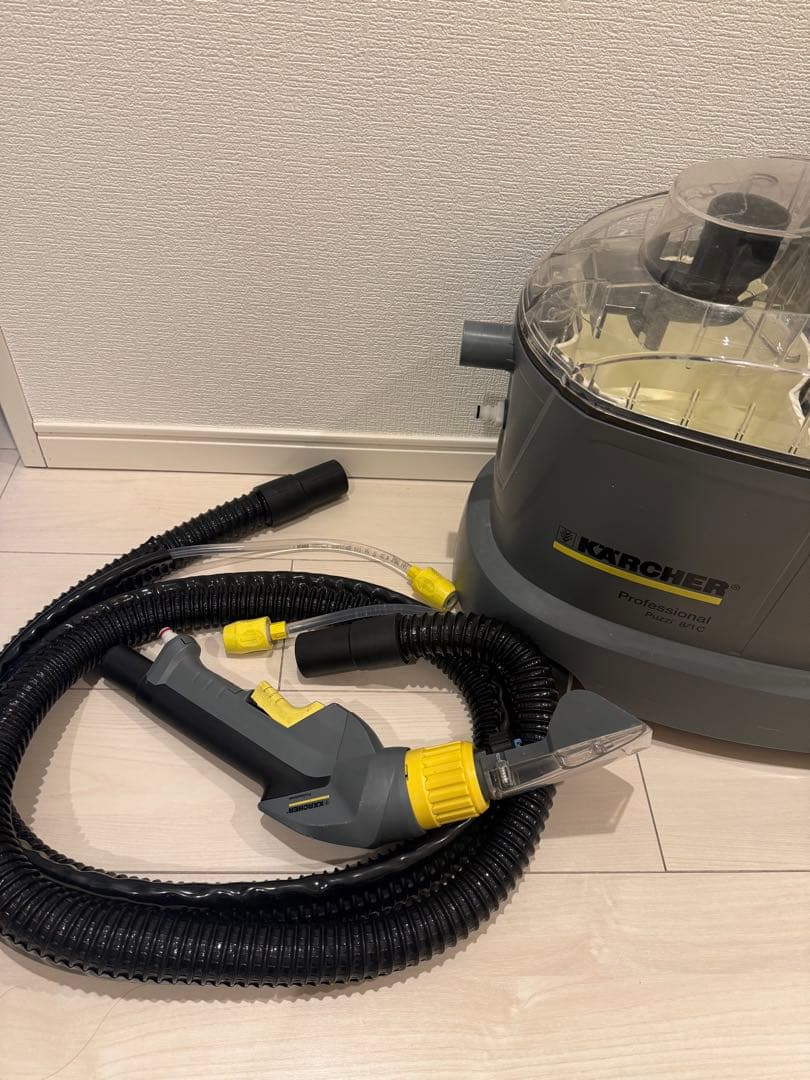 ケルヒャー　業務用　カーペットリンス　クリーナー　　Puzzi 8/1C