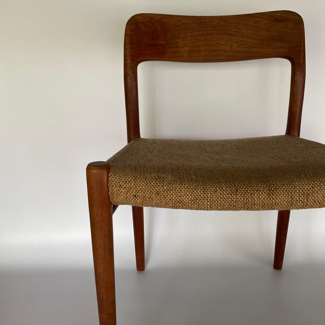J.L. Møller No.75 ダイニングチェア チーク ファブリック