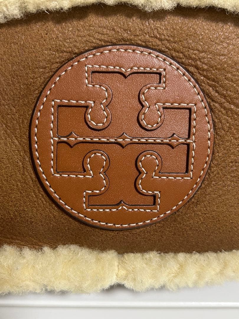 トリーバーチ リアルムートン ショルダーバッグ カメラバッグ レザー ブラウン