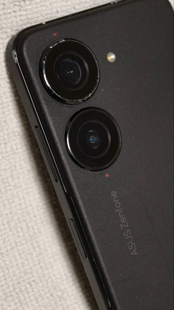 ASUS Zenfone 10 8GB/128GB SIMフリー