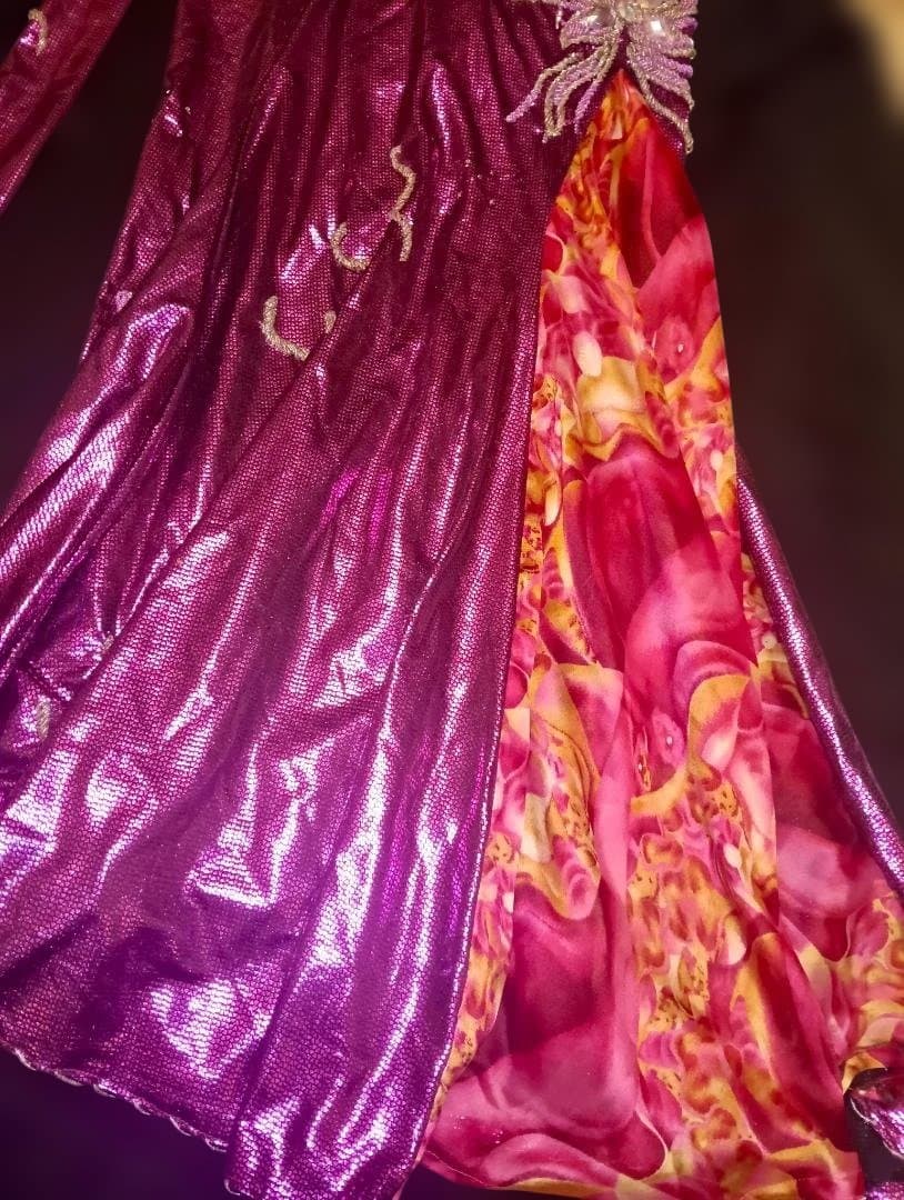 【新品Sale】エジプト製ベリーダンス衣装ピンクパープル《花》ピンクパープル