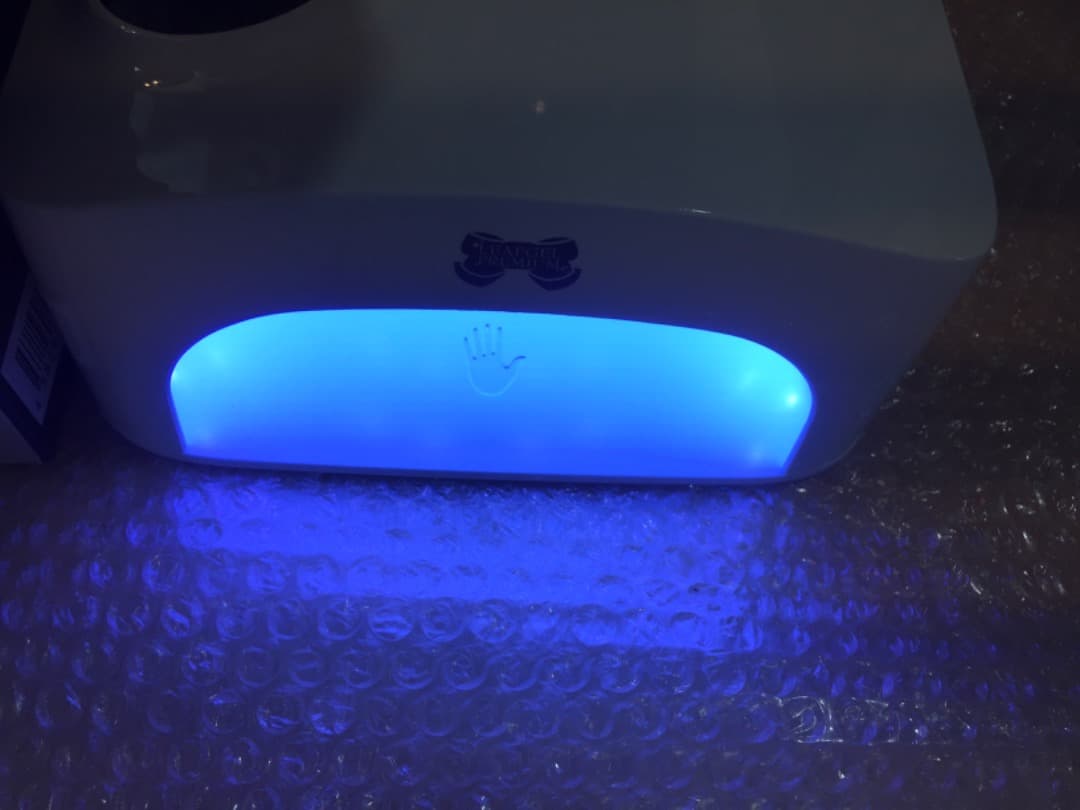 ○LEAFGEL PREMIUM コードレスLEDライト 美容 [美品完動品]