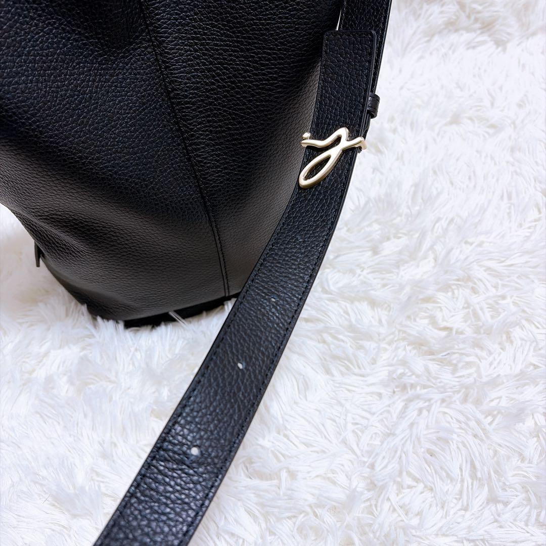 【現行】agnes b. アニエスベー ワンショルダーバッグ シボ革 メタルロゴ