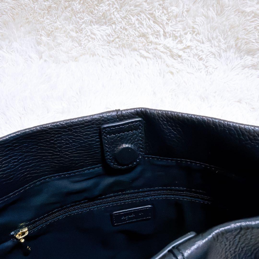 【現行】agnes b. アニエスベー ワンショルダーバッグ シボ革 メタルロゴ