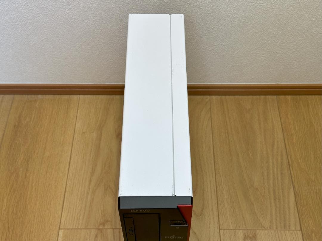 富士通　ESPRIMO i7-6700 SSD スリムデスクトップパソコン