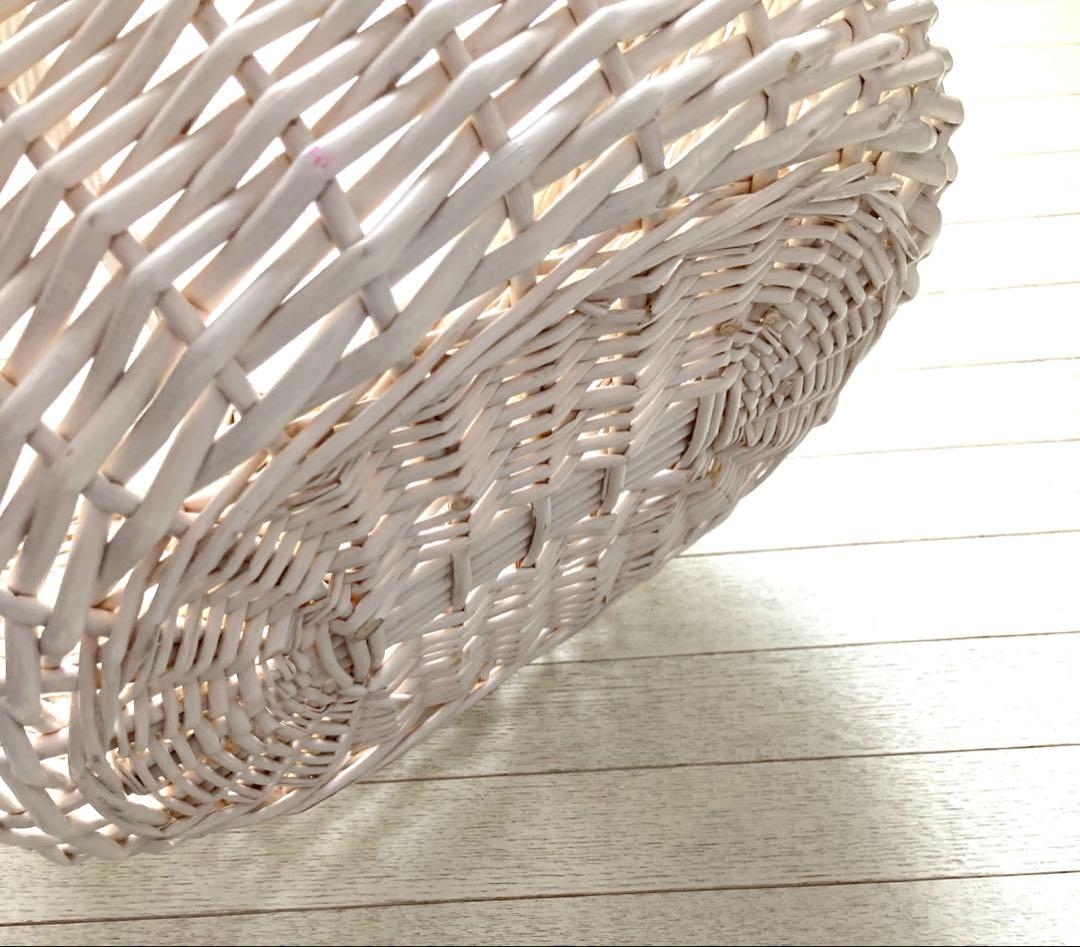 大型バスケット　かご　白　美品　未使用品　状態 良◎